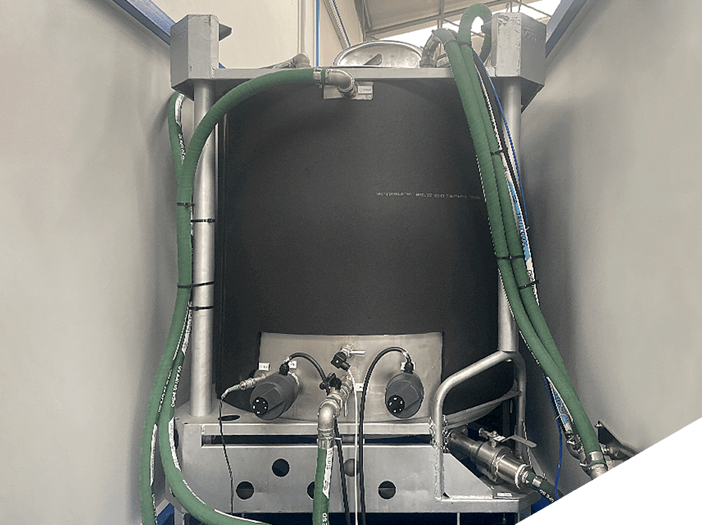 https://www.basca.tech/wp-content/uploads/2025/05/BascaDrums_sezione4_5_Heating_System_for_Water_Stocking_Tanks_1000x747px_T_mod-1-1.png