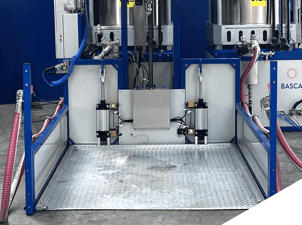 https://www.basca.tech/wp-content/uploads/2025/06/BascaLC_sezione4_1_Tilting_Platform_1000x747px_T-1-1.png