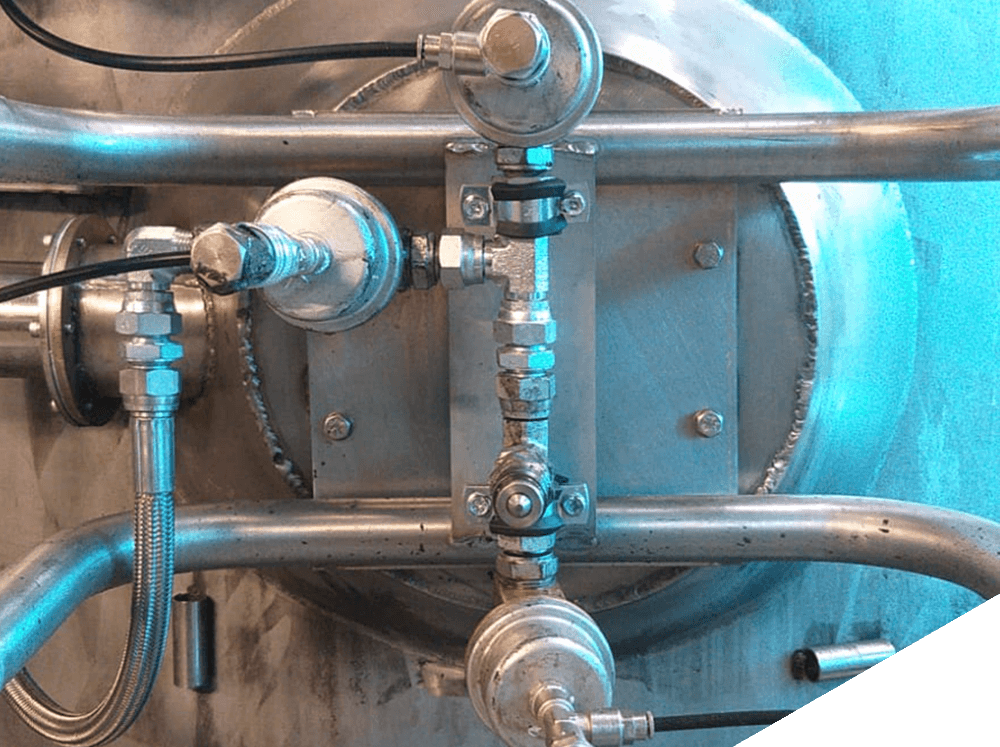 https://www.basca.tech/wp-content/uploads/2025/07/MixerCleaning_sezione4-2_1000x747px-1.png